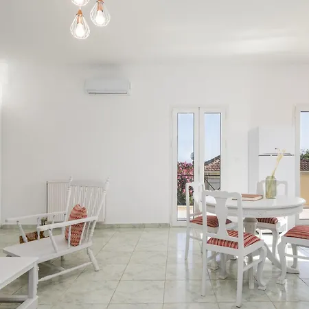 Eraora Lofts & Kefalonia شقة Lakíthra